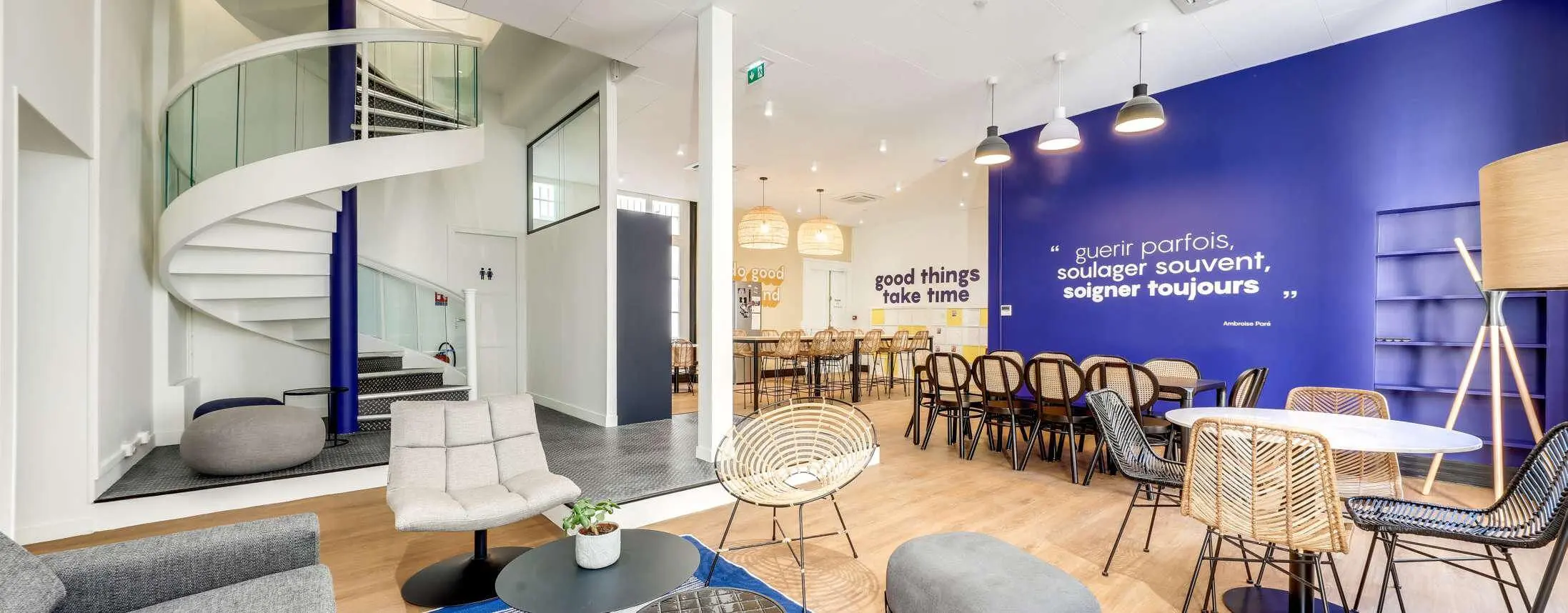 Image of an open space office