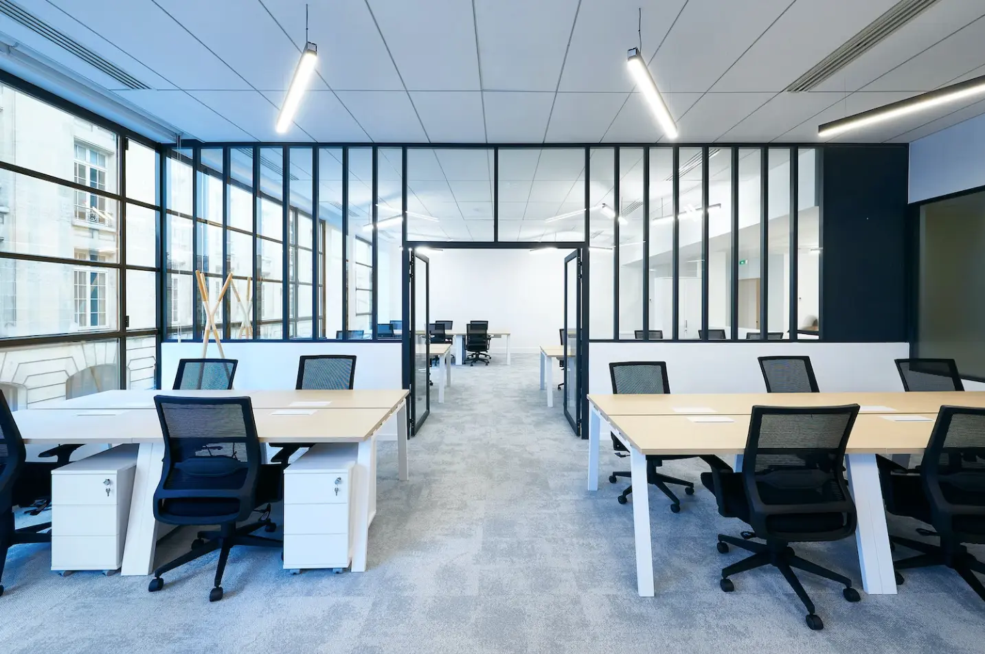 Image of an open space office