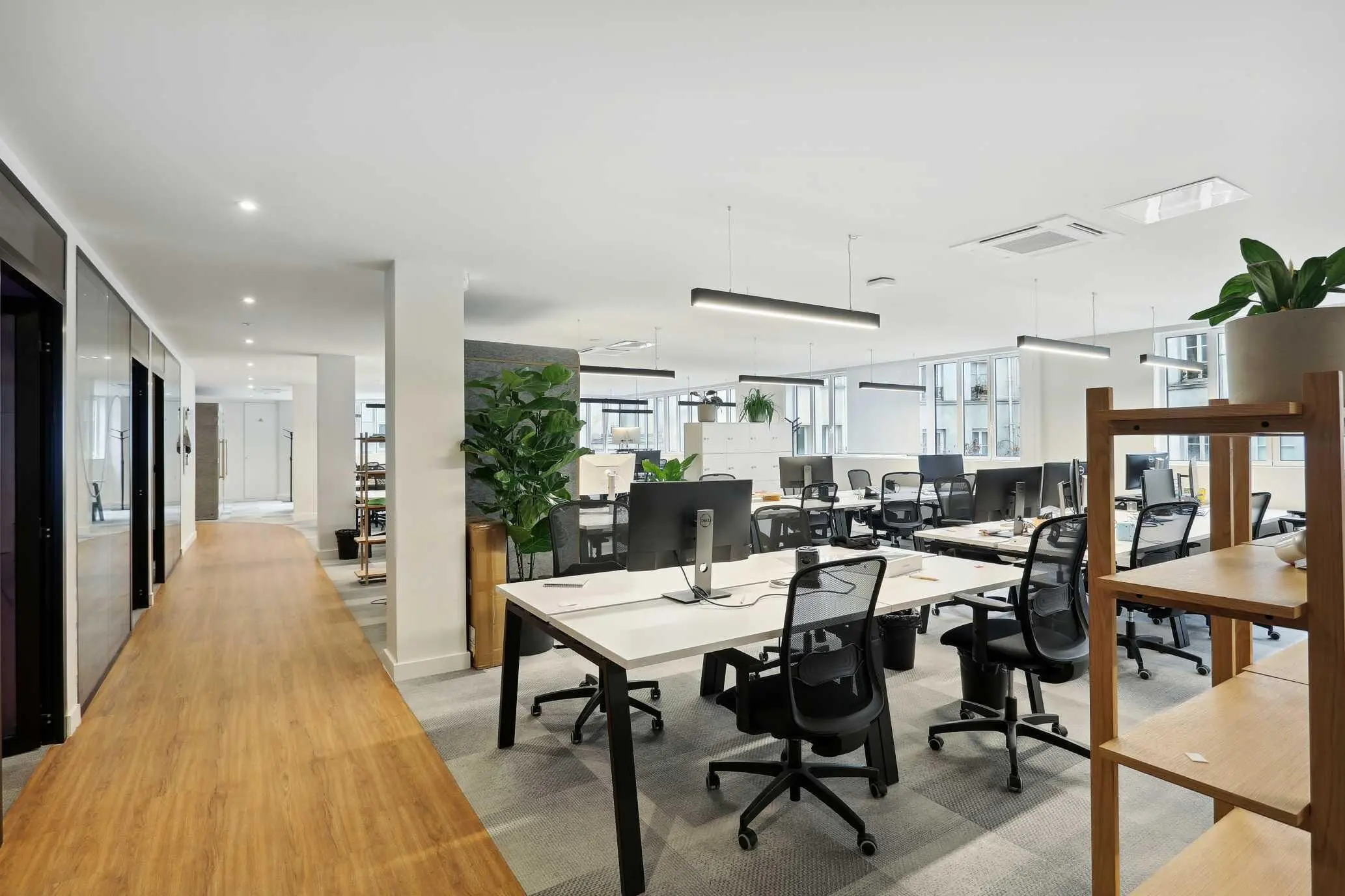 Image of an open space office