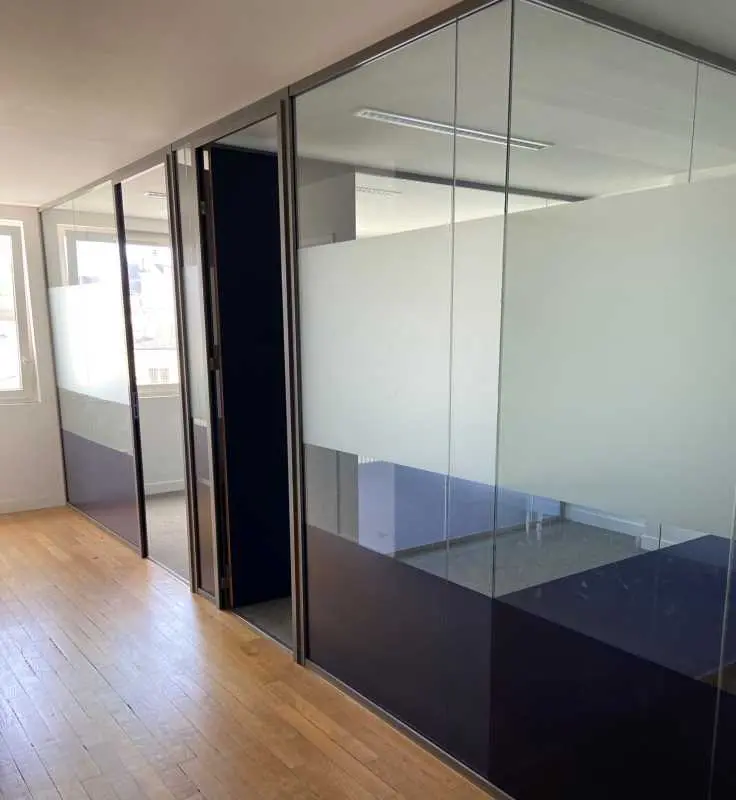 Image of an open space office